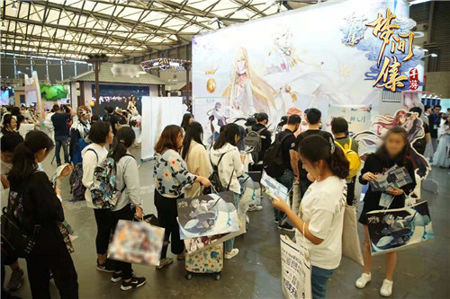 梦境之秋 《梦间集》十一漫展回顾-配图5：上海现场图.jpg